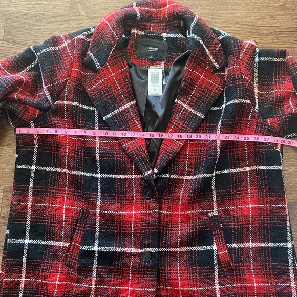 Torrid RED & BLACK PLAID WOOLEN WEDGE COAT - Picture 7 of 13
